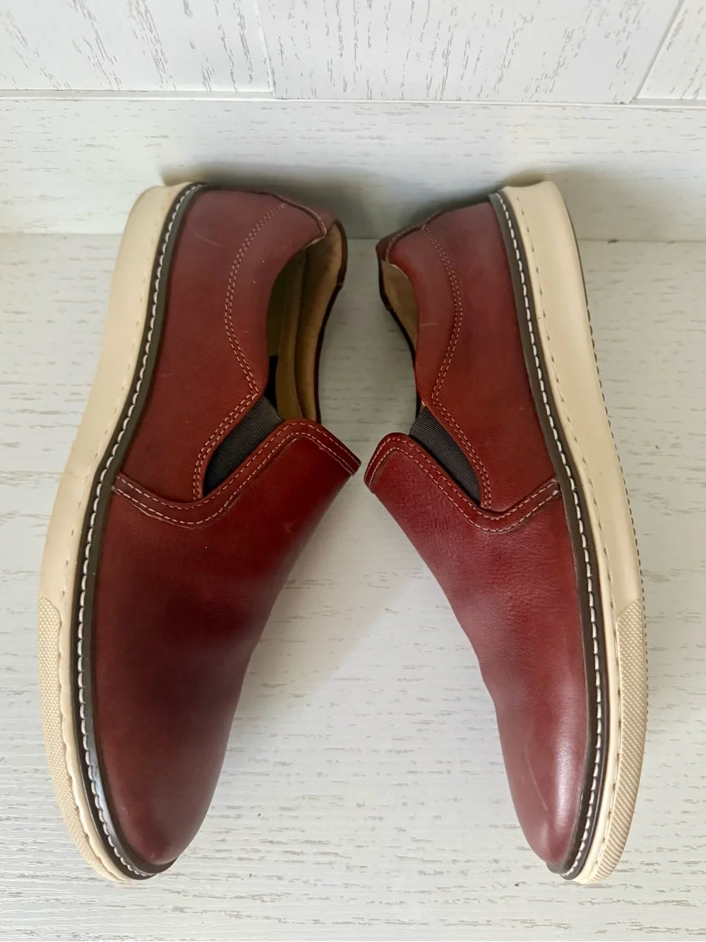 J&M Sheepskin-Lined Men's Slip-On Loafers - Chestnut Brown size 8.5 US men